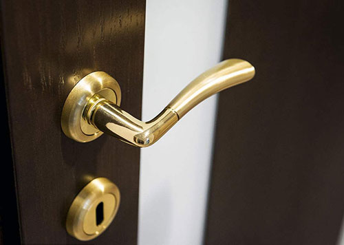 顺平24小时上门开锁公司