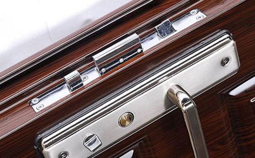 顺平24小时上门开锁公司